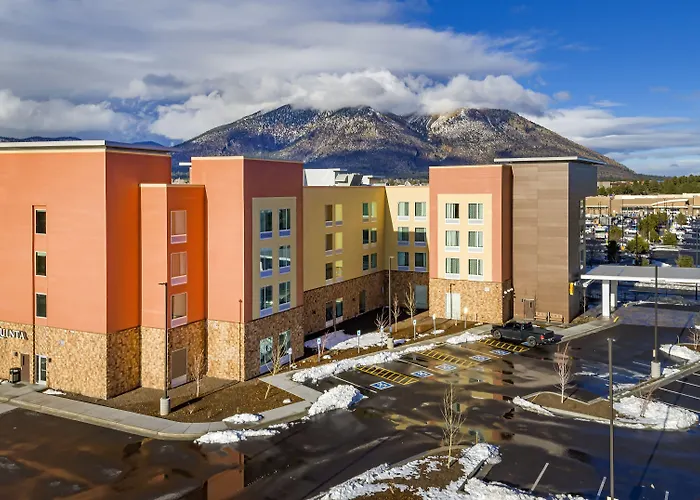 La Quinta By Wyndham East I-40